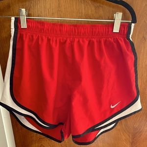 Red Nike Dri-Fit Shorts (Norts) sz M